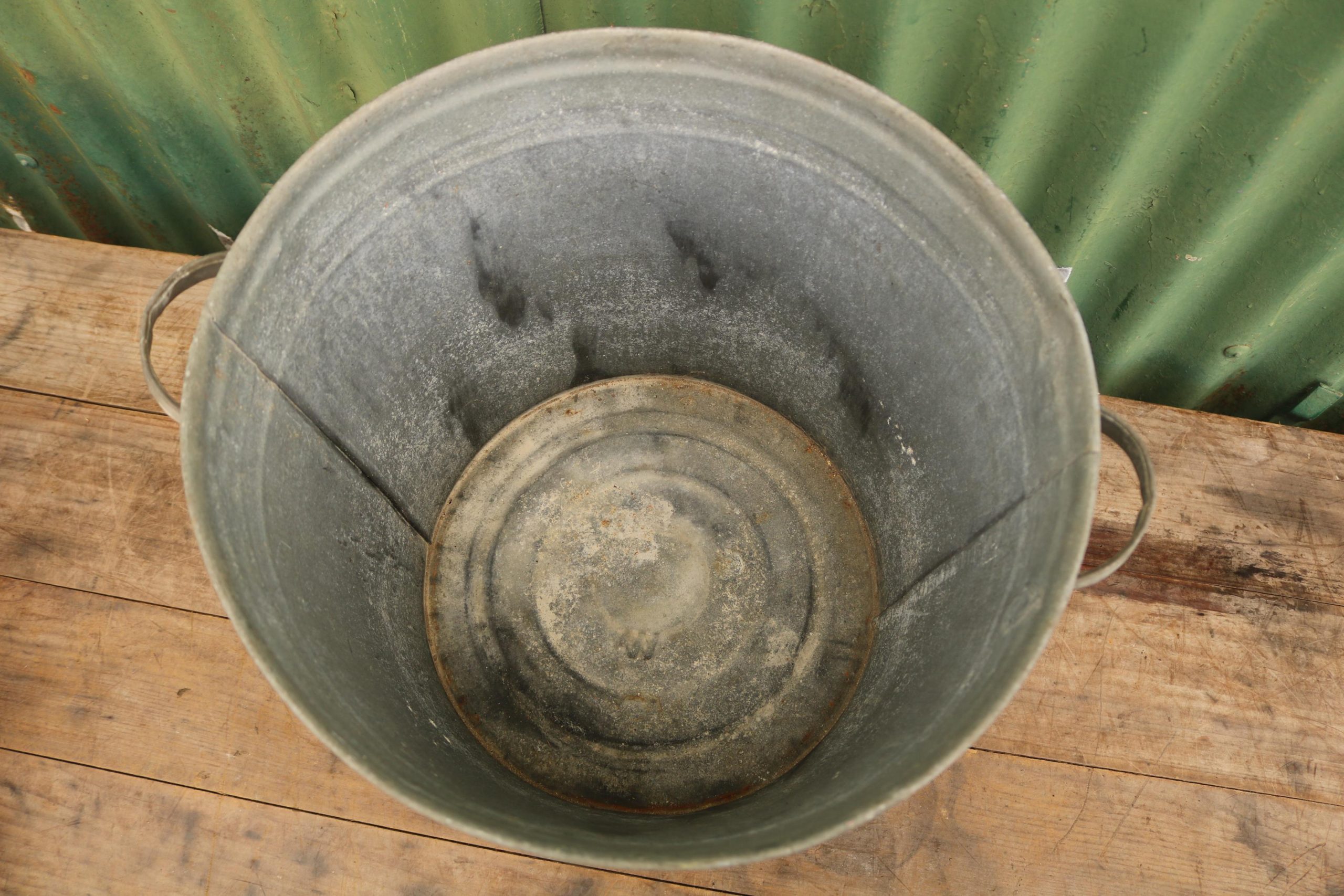 Round Galvanised Tub #8 – Orchard Garden Antiques