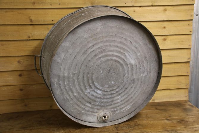 Shallow Round Tub #2 - Image 5